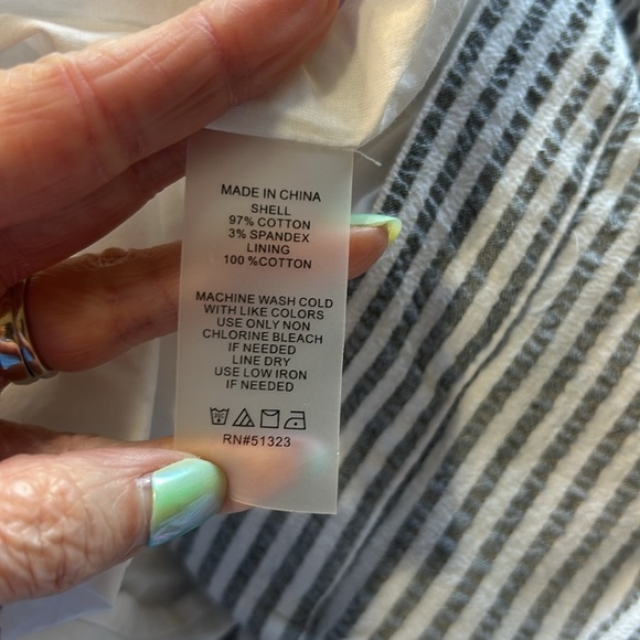 Court and Rowe Sleeveless Stretch Cotton
Seersucker Midi Dress Gray White Sz 6 - Picture 13 of 14